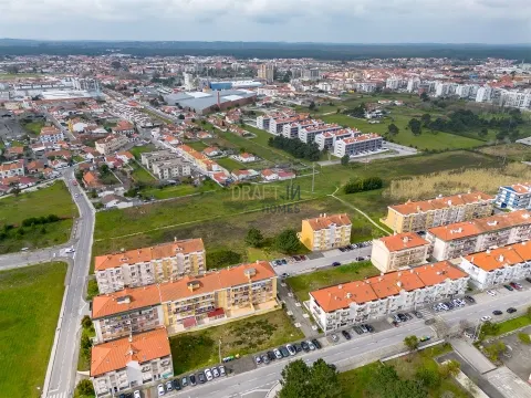Baugrundstück in Marinha Grande