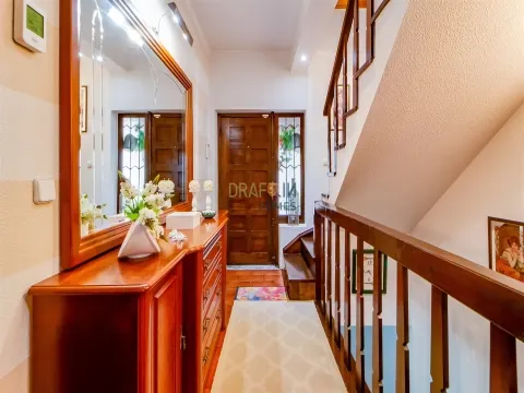 Villa de 5 dormitorios en Telheiro, Maceira