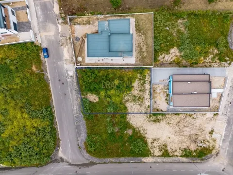 Terrain de 493m², pour la construction d´une maison individuelle !