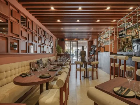 Restaurant lease in Cascais.