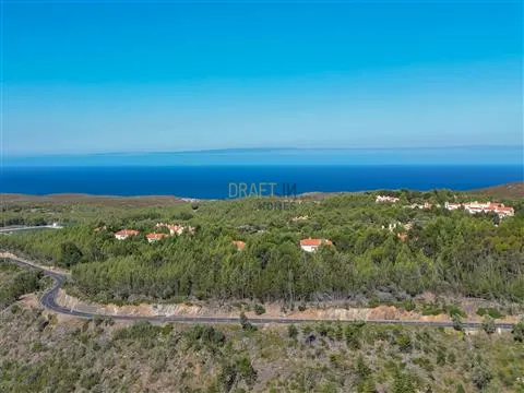 Terrain urbain à construire avec vue sur la mer