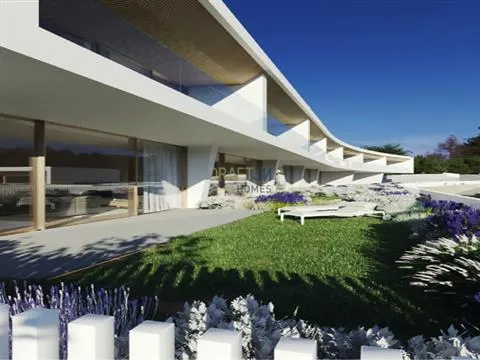 Nuova villa con 4 camere da letto a Loures