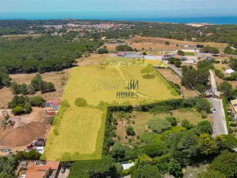 Terrain Urbain de 13 456 m² pour Activités Économiques et Logement à Cascais