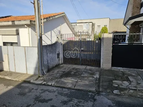 Detached house to restore T3