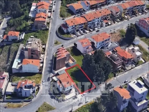Terreno Urbano para Construção | Coronado (São Romão e São Mamede), Trofa, Porto