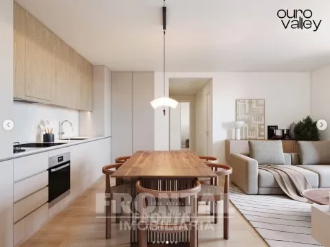 Apartamento T1 com Varanda, Garagem e Arrumo | Vale do Ouro, Rio Tinto