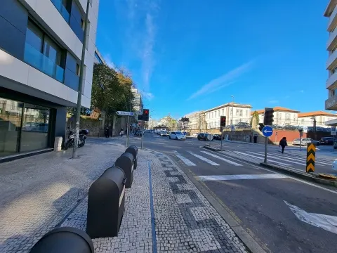 Lugar de Garagem na Boavista