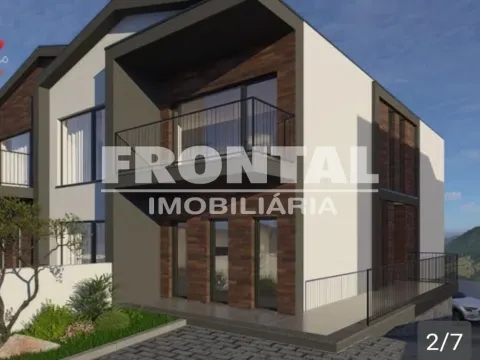 Semi-detached house T4