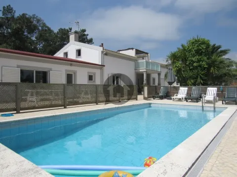 Außergewöhnliche Immobilie mit Mieteinnahmen an der Silberküste Portugals