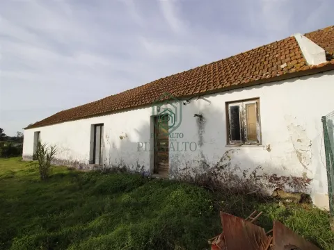 Moradia para Restaurar T2