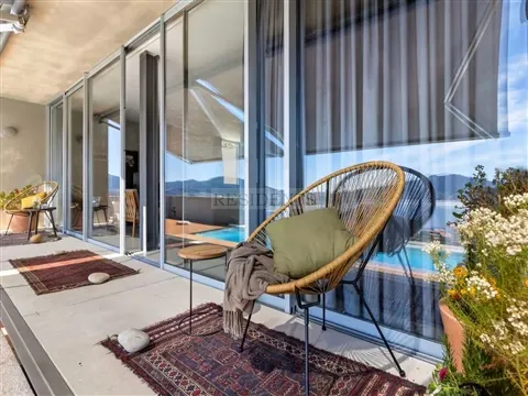 Moradia T2 com piscina e vistas deslumbrantes sobre o rio Minho