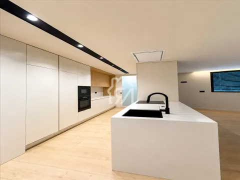 Apartamento T4