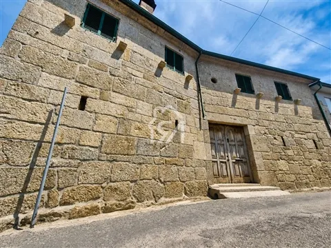 Moradia T4