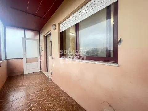 Apartamento T2 próximo da Estação do Metro!