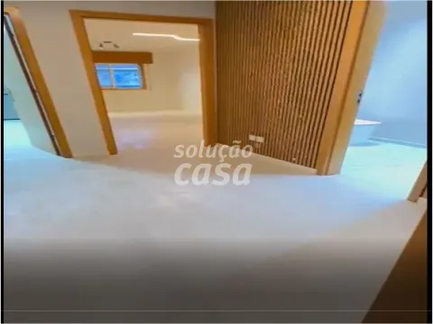 T2+1 Renovado no Centro de Gondomar, junto à Câmara!