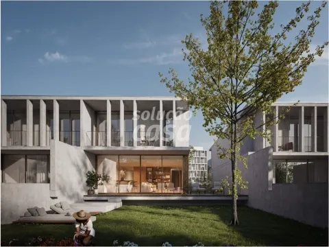 Twee onder één kap 3 kamerwoning