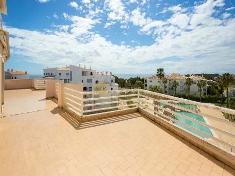 Exclusive 3 Bedroom Penthouse in the Estrela do Vau Development