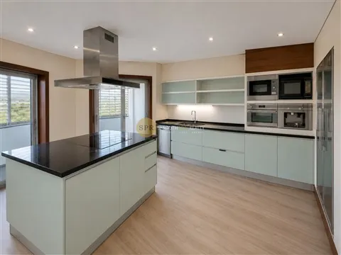 Wohnung 4 Schlafzimmer