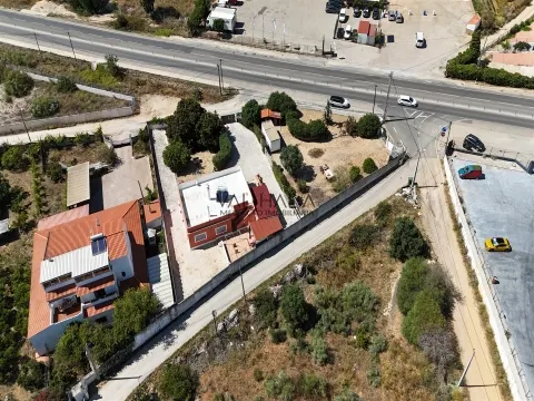 Moradia V2+1, Pêra, Armação de Pêra, terreno para piscina e cultivo, garagem