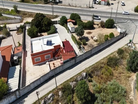 Moradia V2+1, Pêra, Armação de Pêra, terreno para piscina e cultivo, garagem