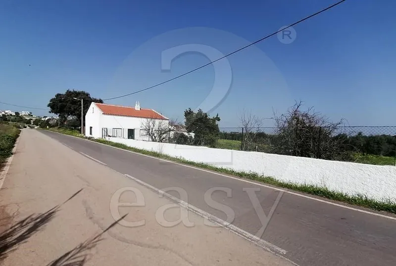 Moradia c/7 divisões p/ remodelar, Terreno 4440m2,  Altura, Algarve