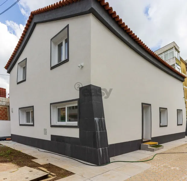 New detached house T4 in Agualva Cacém
