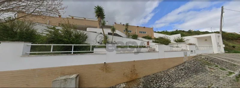 Moradia T6 isolada em Arruda dos Vinhos