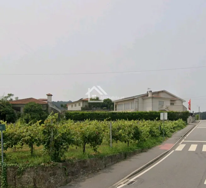 Grond voor twee huizen