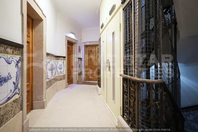 Fantástico apartamento T4+1 - Lisboa - Rua Castilho - Renovado