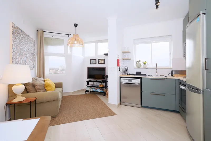 T1 Mobilado – Vista Mar e Serra – Cascais – Bairro do Rosário