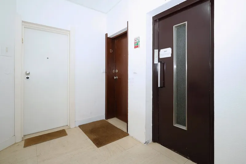 T1 Mobilado – Vista Mar e Serra – Cascais – Bairro do Rosário