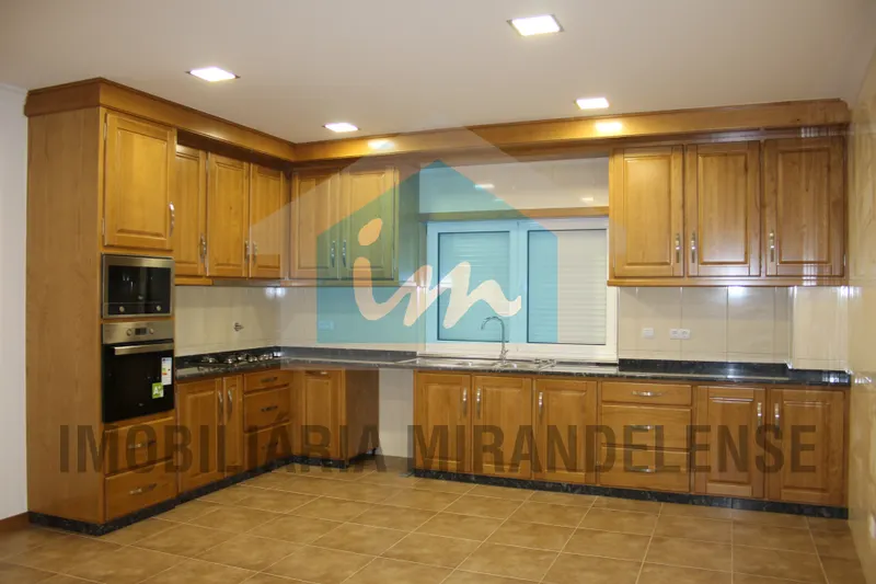 Vivienda Adosada T3+1