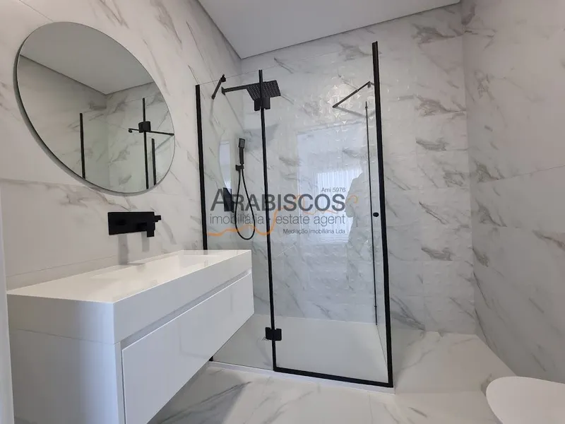 Villa con 3 suite - Piscina - Garage - Arredata - Alvor - Portimão - Algarve