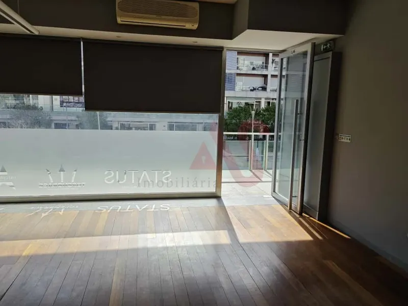 Tienda en Forum Vizela – 41,30 m2 con Licencia de Comercio y Servicios