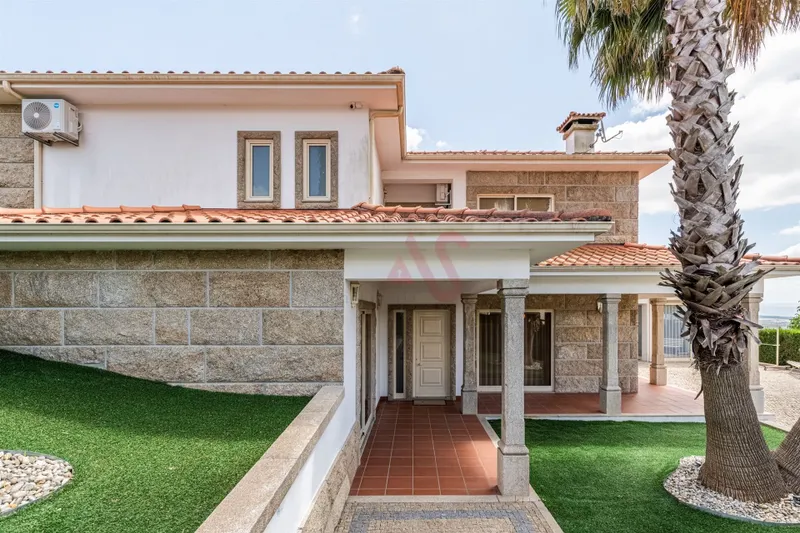 Villa di lusso con 3 camere da letto e giardino e spazio esterno a Idães, Felgueiras