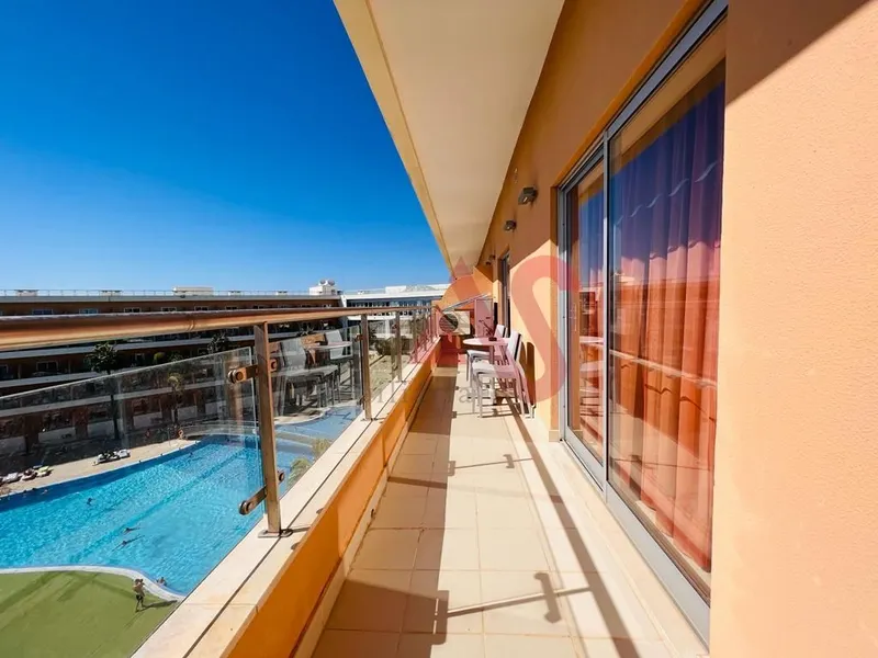 Furnished 2 Bedroom Apartment with 2 Swimming Pools inserted in the Hotel Balaia Atlântico