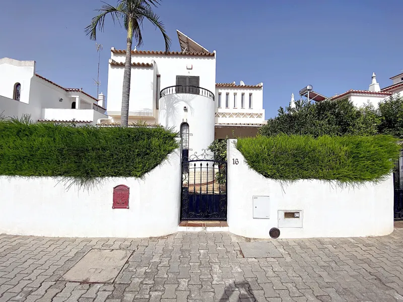 Excellent three bedroom villa for sale