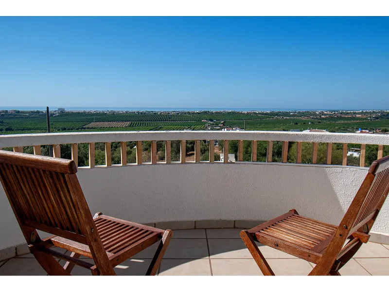 Moradia isolada com piscina e garagem para venda em Altura