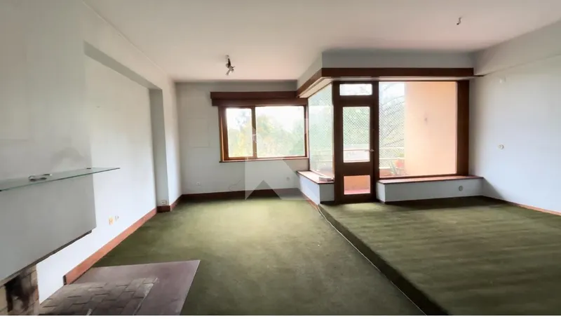 Apartamento T4 con garaje cerca del río Duero