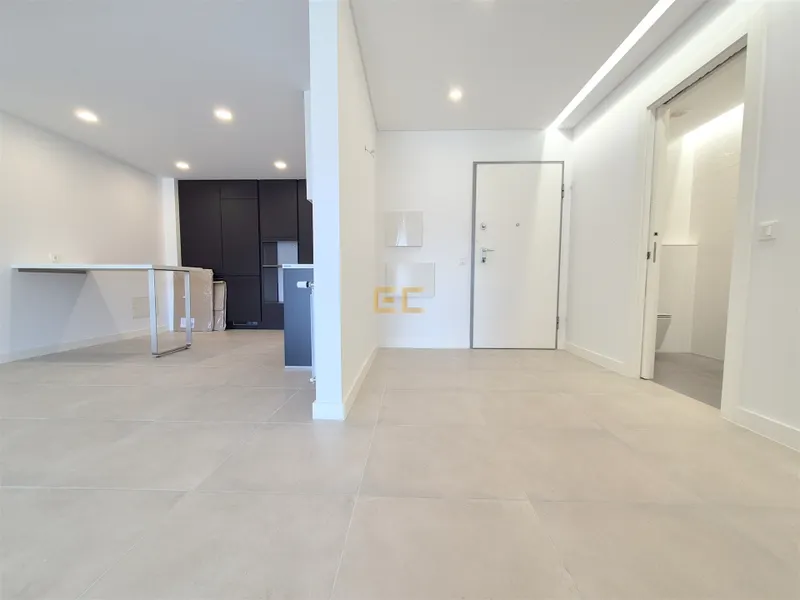 New T3 apartment, with garage, in Buarcos!