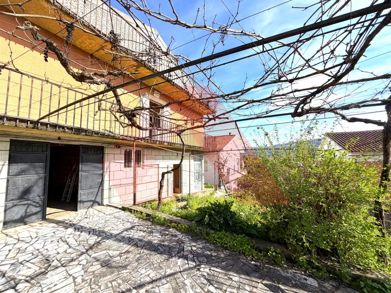 Casa Indipendente 4 Vani +1