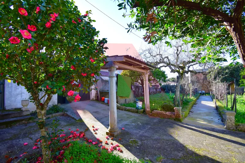 Landbesitz 2+1/2 Schlafzimmer