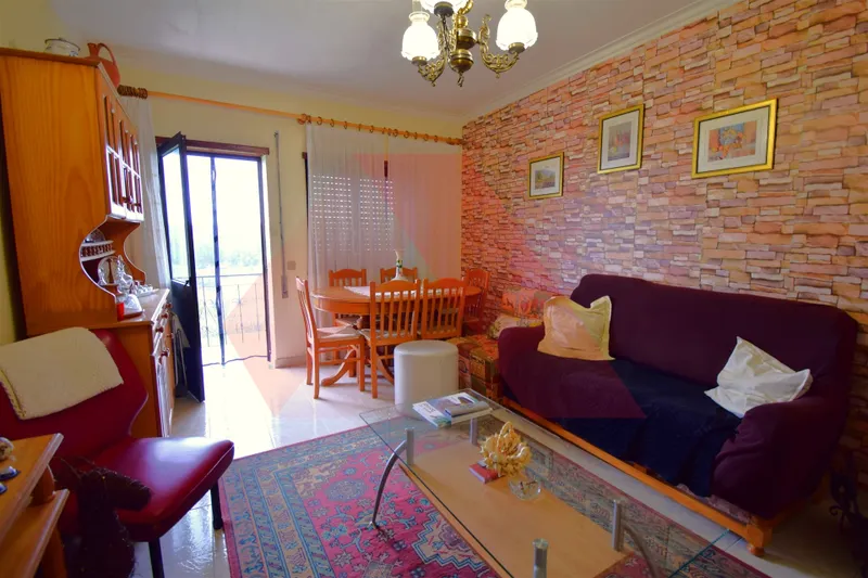 Landbesitz 2+1/2 Schlafzimmer