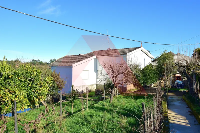 Landbesitz 2+1/2 Schlafzimmer