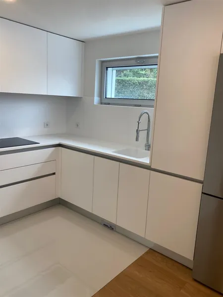 MORADIA NOVA T4 - CLIP