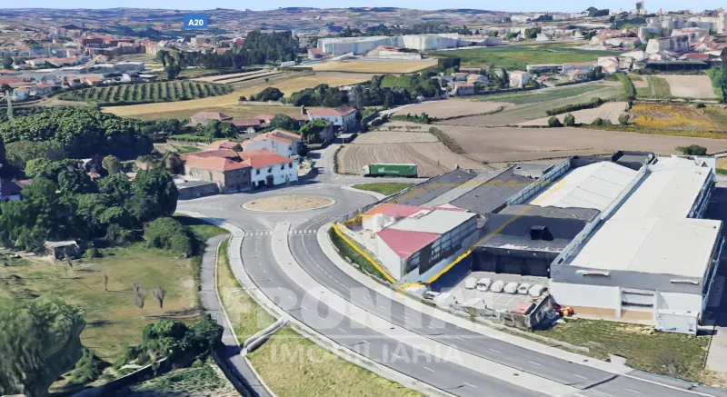 Armazém para Indústria e Logística - com 3 000 m2 | Águas Santas, Maia