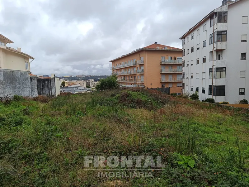 Terreno para Construção – 828 m² | Junto ao Metro Rio Tinto, Gondomar