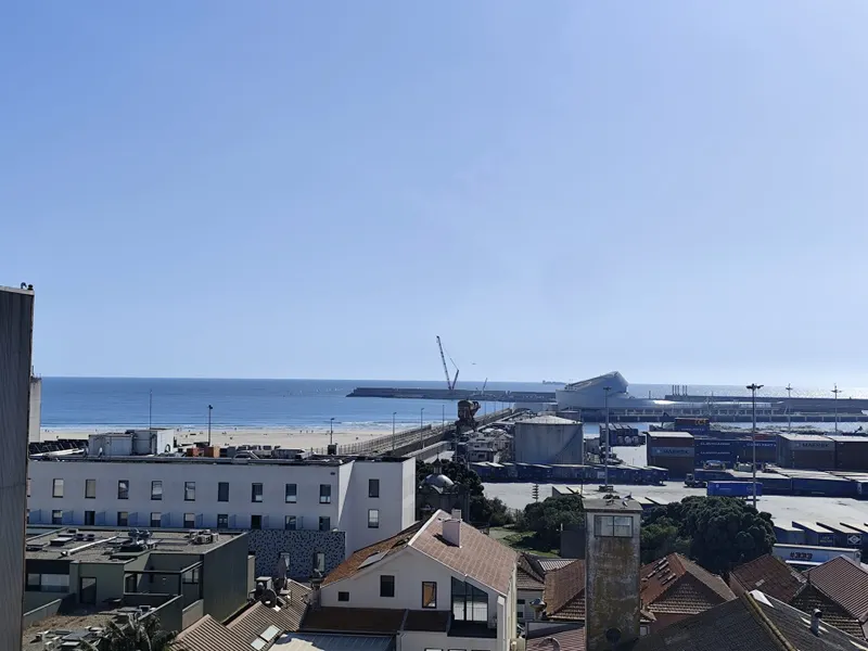 Excelente T2 para Arrendamento junto à Praia de Matosinhos