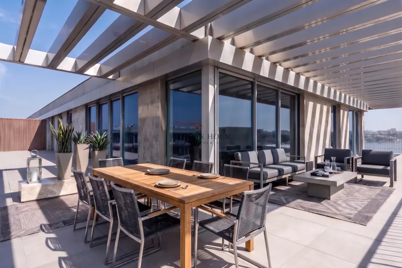 Penthouse T4 de Luxo na Seca do Bacalhau, Gaia