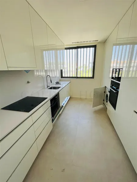 Penthouse de Luxe T3 à Canidelo | Vue Mer & Rooftop Privatif